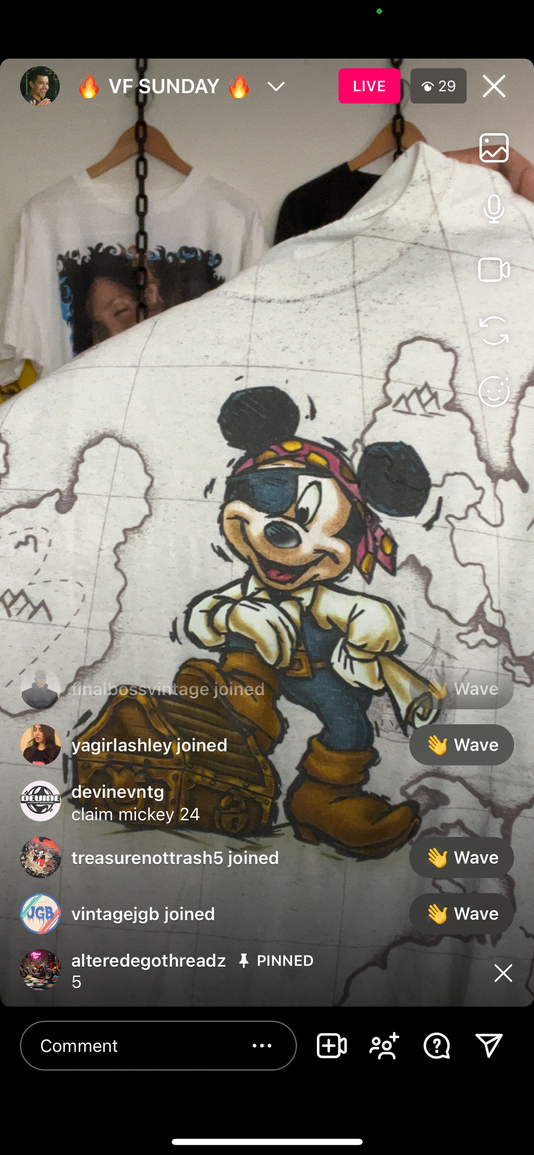 24 mickey pirates aop (secondhand)