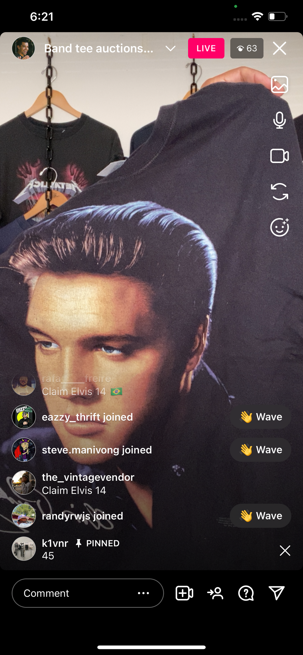 Vtg Elvis shirt (secondhand)