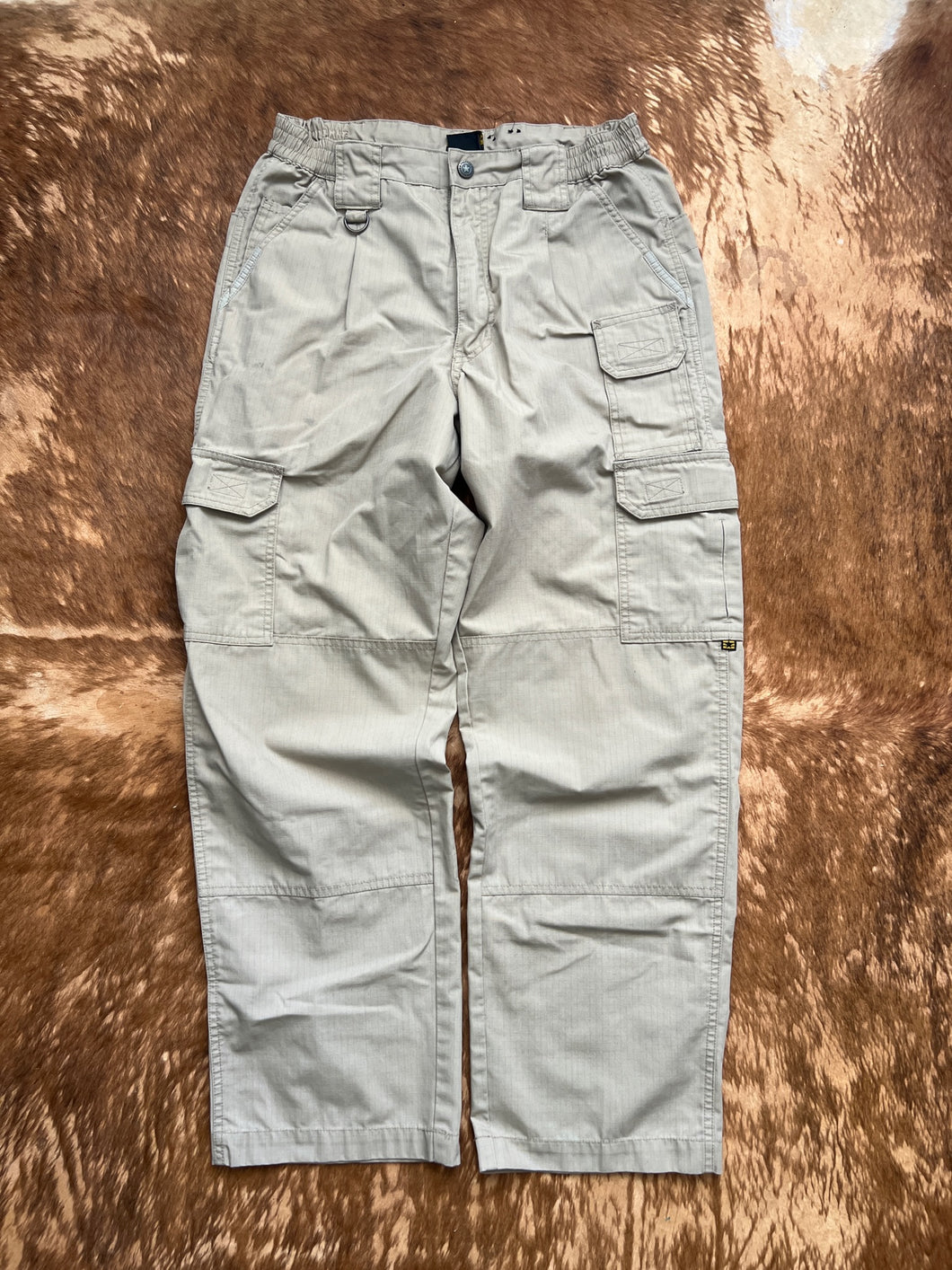 Military khaki pants (Secondhand)